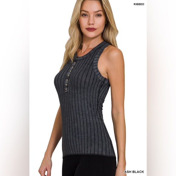 🆕 Zenana WASHED RIBBED SCOOP NECK HENLEY TANK TOP - Picture 2 of 2